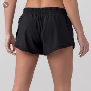 Lululemon Seek the Heat Shorts in Black